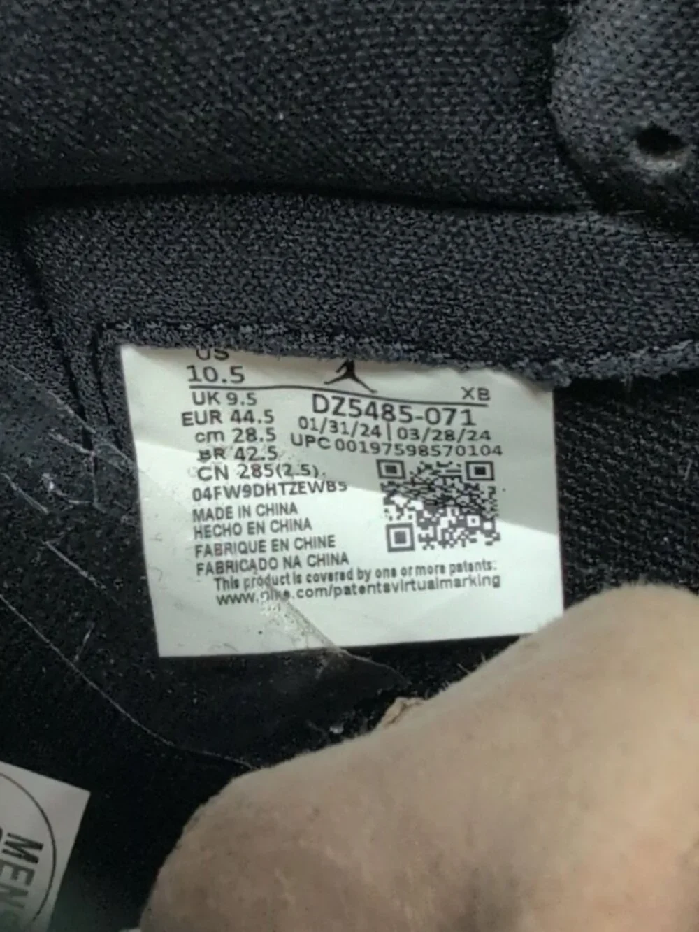 Nike Air Jordan 1 Retro High OG Men's Shoes US 10.5 Black Gold DZ5485-071